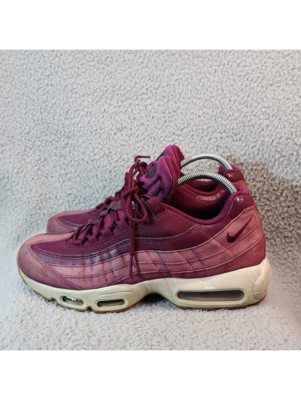 Air Max 95 Bordeaux Gum SE Sz 10.5 Used no box
